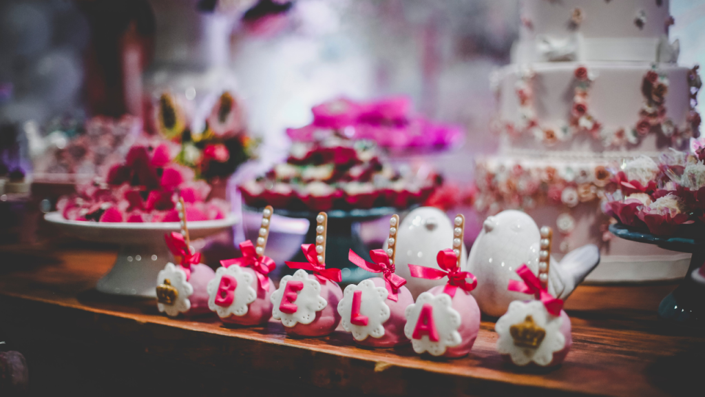 Learn about unique party favor ideas for adults from Airbrush Events.